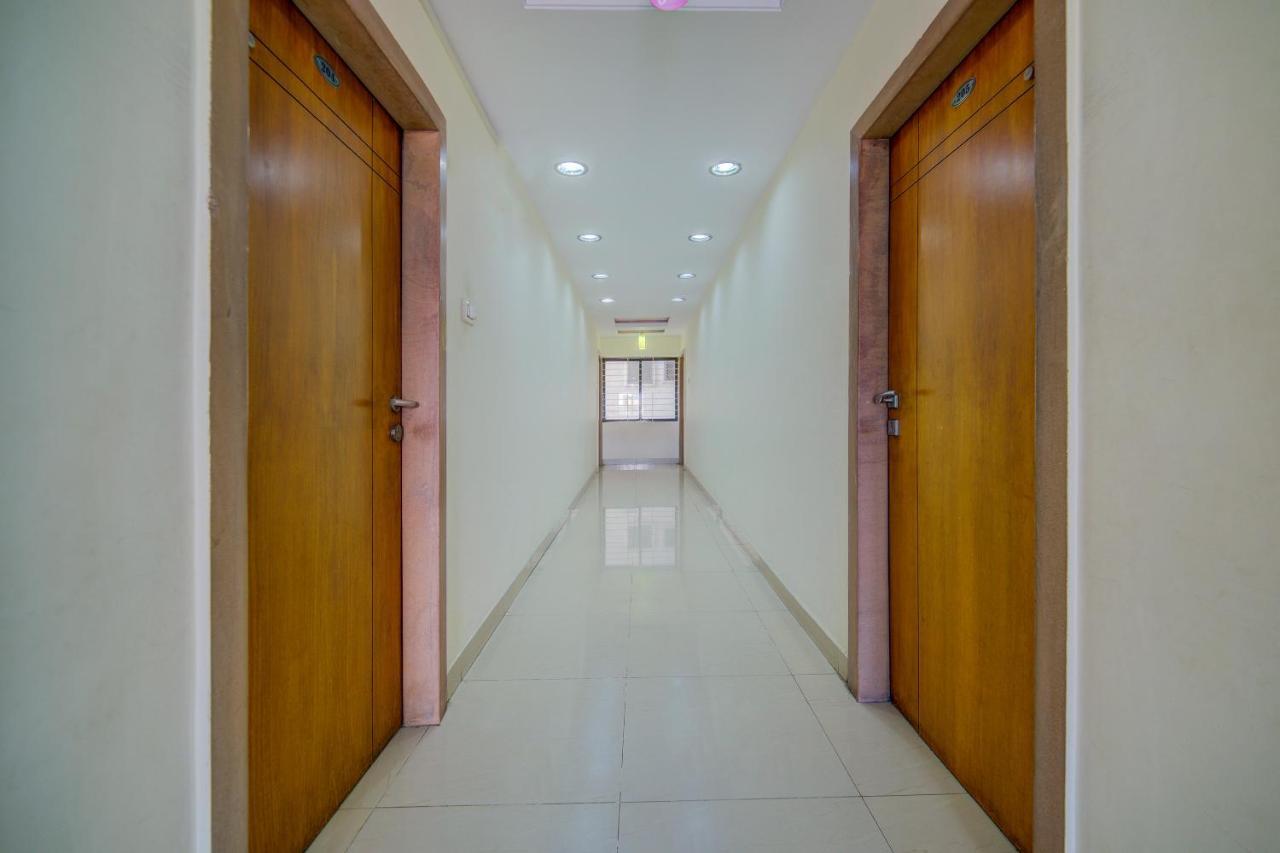 Oyo 18431 Hotel Celestee Grand Χιντεραμπάντ Εξωτερικό φωτογραφία