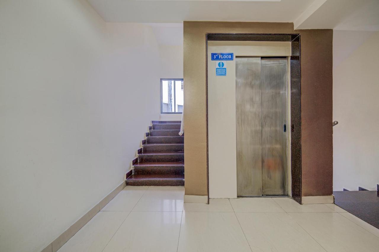 Oyo 18431 Hotel Celestee Grand Χιντεραμπάντ Εξωτερικό φωτογραφία